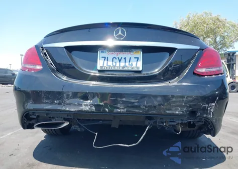 2015 Mercedes-Benz C 300 Luxury/Sport из США, поврежденный, VIN 55SWF4JB4FU074983